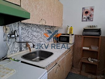 3-izbový byt, vo výbornej lokalite, s dvoma balkónmi - 2