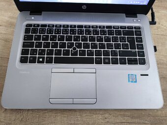 Predám HP elitebook 840 G3 14 palcový i5 procesor win 11 - 2