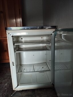 Retro chladnička - 2