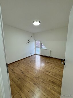 Prenájom administratívne / kancelárske priestory - Nitra - 2