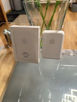 Apple magsafe powerbanka - 2