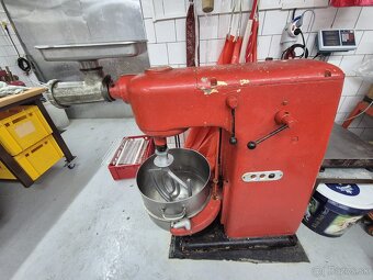 Kuchynský robot Alba - 2