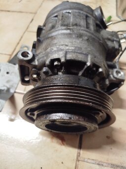 Kompresor klimatizácie Passat B5 5 Audi A4 B5 B6 Superb1 - 2