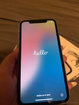 iPhone XR - 2