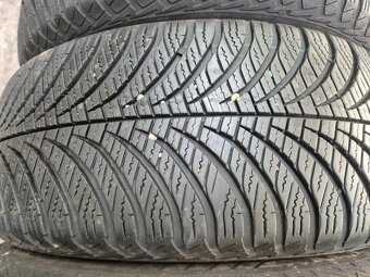 215/60 r17 celoročné 4 ks GOODYEAR dezén 6,8 - 6,5 mm - 2