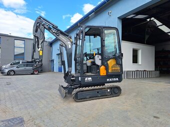 Predvádzacie 2 tonové rýpadlo Hyundai HX19A - 2