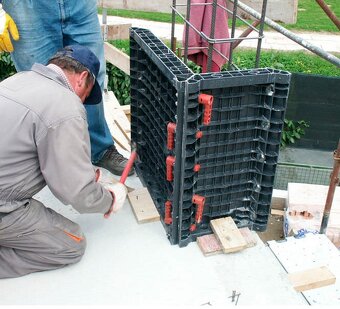 Prenajom pohľadoveho stlpoveho debnenia - 2