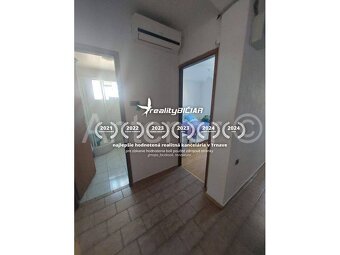 NIN - rodinný dom, 800m od mora - 2