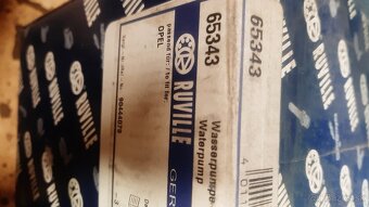 vodná pumpa opel - 2