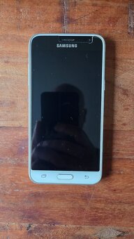 Predam Samsung galaxy J3 - 2
