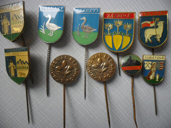 Odznaky s erbami miest a obcí ČSSR - 2