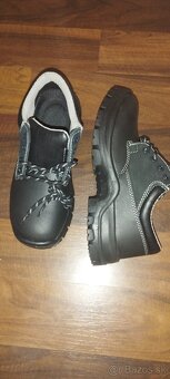 Pracovné topánky UVEX - 2