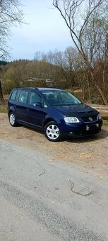Touran DSG 239000km bez DPF nová STK - 2