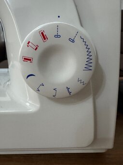 Šijací stroj Singer 1507 - 2