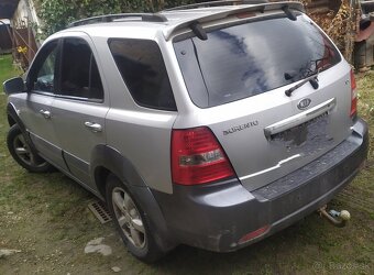 Kia Sorento - 2