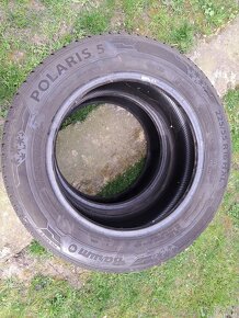 2 používané zimné pneumatiky Barum Polaris 225/55 R16 - 2
