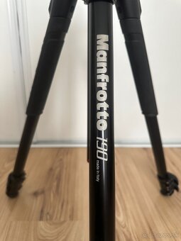 Manfrotto statív s hlavou - 2