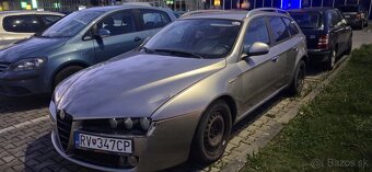 alfa romeo 159 - 2