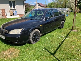 Ford mondeo 1.8 benzín - 2