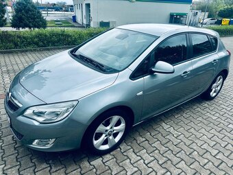 Opel Astra J 1.7 CDTI - 2
