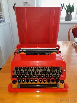 Písací stroj - Olivetti Valentine - 2