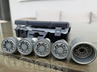 Bezpečnostné šróby / skrutky ŠKODA - 2