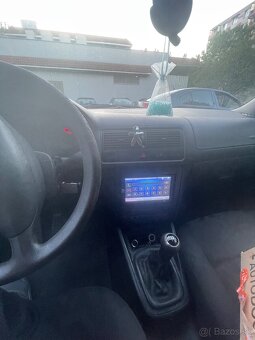 Golf 4 - 2