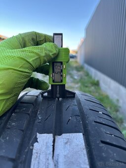 Dobrý deň, predám pneumatiky Značka: PIRELI Rozmer: 225/55 R - 2