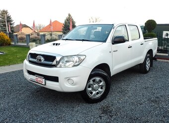 TOYOTA HILUX 2.5 D-4D 4x4 - 2011- 152tis km NAVIJAK-ŤAŽNE- - 2