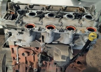 predám Motor QXBA RHR RH01 QXBA RHL QXWB KLBA RHJ Ford MONDE - 2