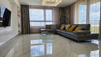 Bývanie v oblakoch: zariadený 3-izbový byt s výhľadmi, - 2