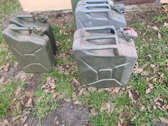 Plechove bandasky - 2