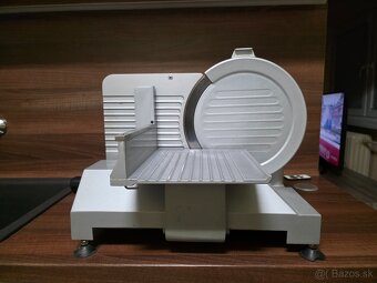 Narezovy stroj NS 301 - 2