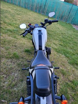Harley-Davidson Sportster XL 1200 - 2