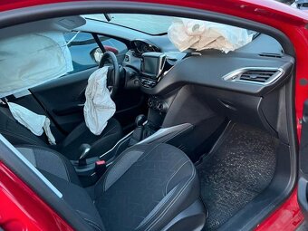 Peugeot 2008 1,2 benzin 61kW nahradne diely - 2