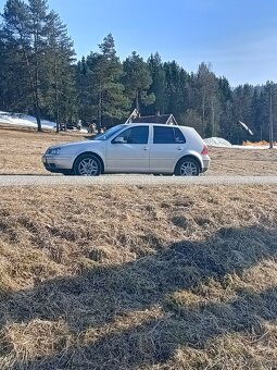 Golf 4 - 2