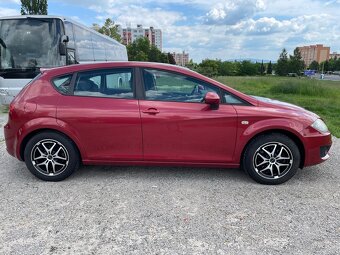 Seat leon 1.4 63 kW benzín 148000 KM 2010 - 2