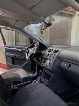 Volkswagen touran - 2