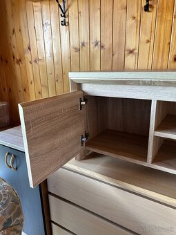 TV stolík HASLUND - 2