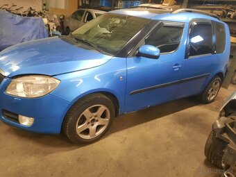 Rozpredam Skoda Roomster 1,4tdi 59 kw farba modra 9471 - 2