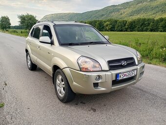 Predám Hyundai tucson 4x4 2.0 CRDI SUV - 2