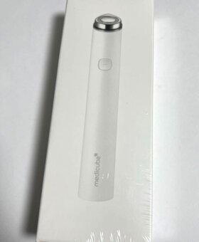 Medicube Age-R Booster Pro Mini - 2