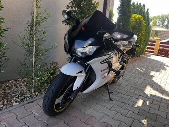 Vymenim za auto len BMW - 2