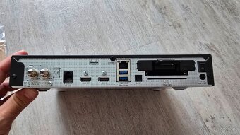 Predám satelitný prijímač VU+ Uno 4K SE - 2