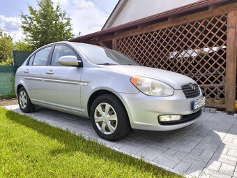Hyundai accent - 2