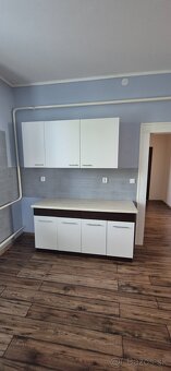 Staršia Kuchyna + rúra a doska - 2