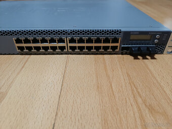Juniper EX3300-24T - 2