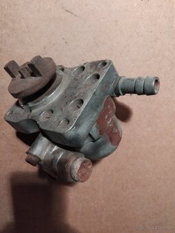 Zetor 25 – olejové čerpadlo (ČSSR) - 2