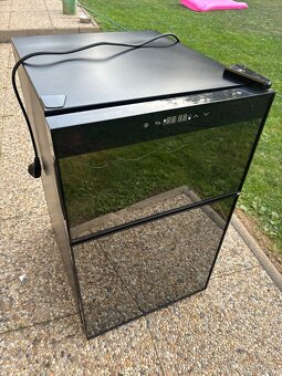 Vinotéka chladnička - 2