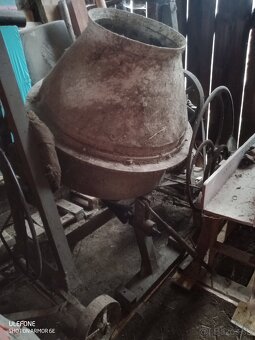 Predám miešačku betónu - 2